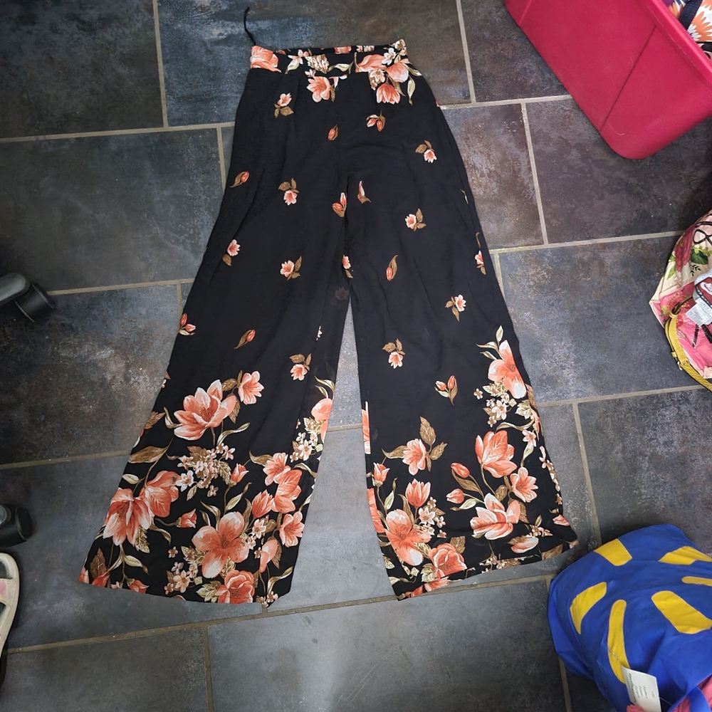 MISS AVENUE High Rise Floral Sheer Black Wide-Leg Pants Size Small